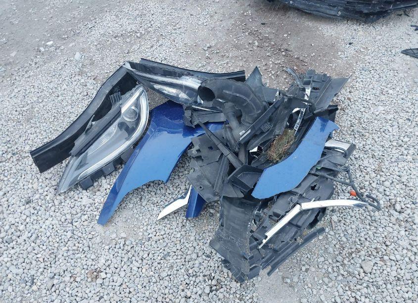 Photo 12 of 2015 Chrysler 200 LIMITED (VIN 1C3CCCAB1FN507690)