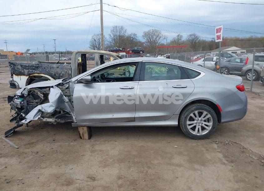 Photo 14 of 2015 Chrysler 200 LIMITED (VIN 1C3CCCAB1FN512985)