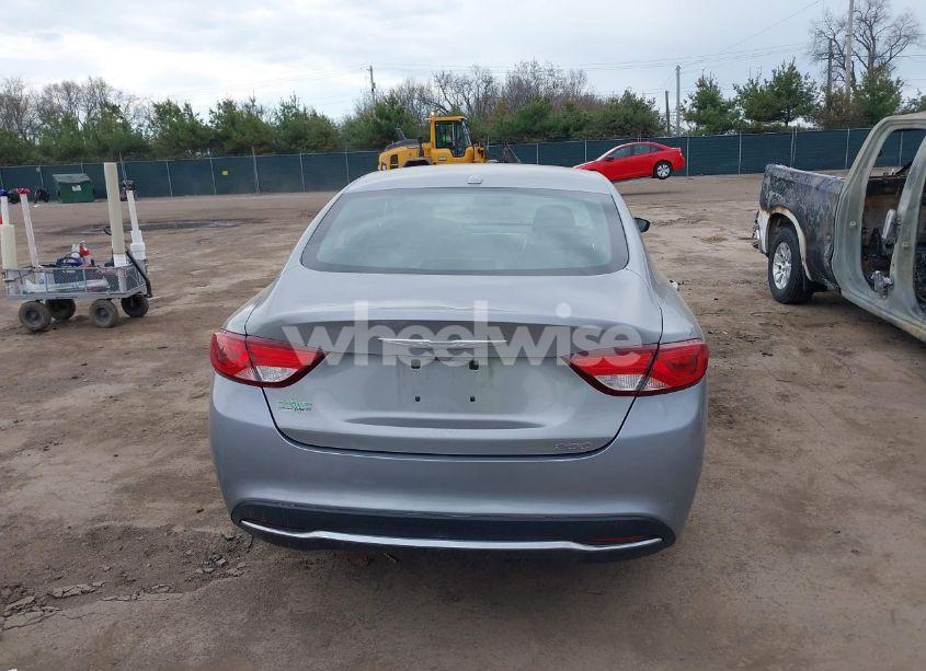 Photo 16 of 2015 Chrysler 200 LIMITED (VIN 1C3CCCAB1FN512985)