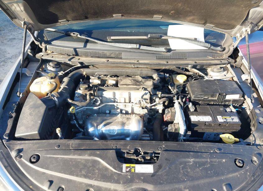 Photo 10 of 2015 Chrysler 200 LIMITED (VIN 1C3CCCAB1FN528426)