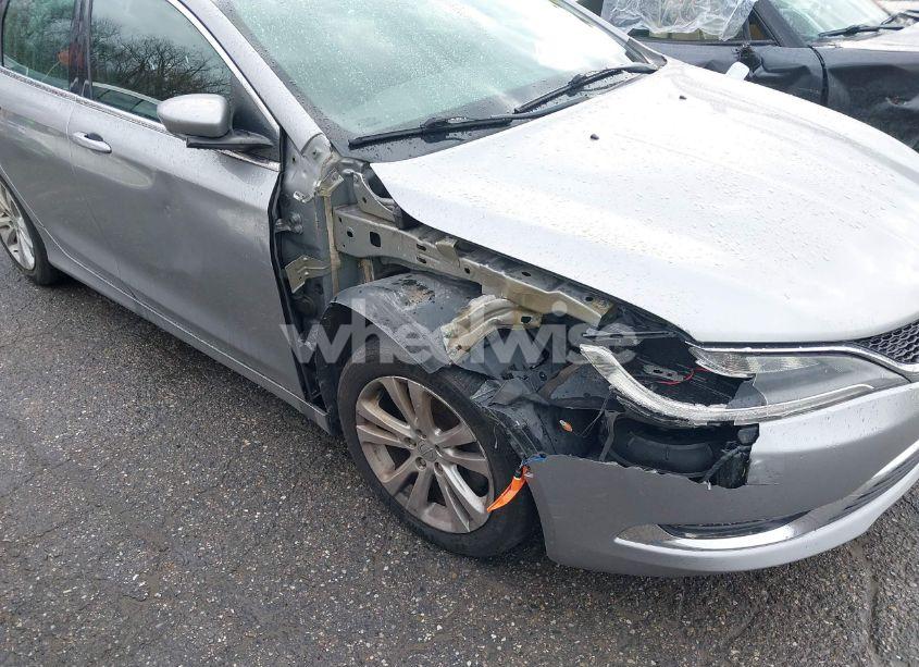 Photo 6 of 2015 Chrysler 200 LIMITED (VIN 1C3CCCAB1FN529592)