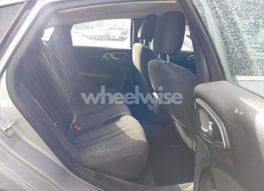 Photo 8 of 2015 Chrysler 200 LIMITED (VIN 1C3CCCAB1FN529592)