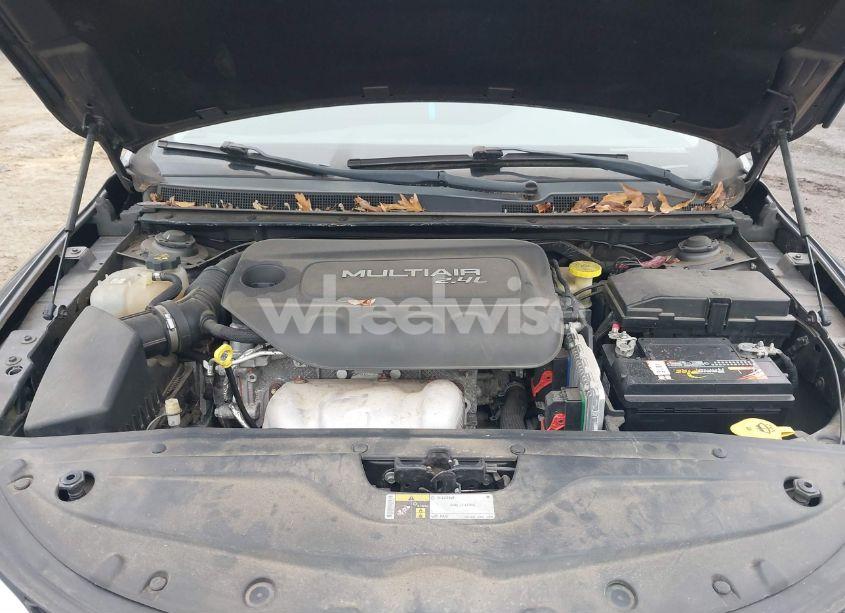 Photo 10 of 2015 Chrysler 200 LIMITED (VIN 1C3CCCAB1FN531729)