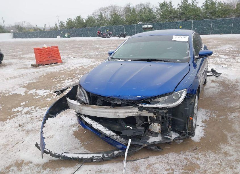 Photo 2 of 2015 Chrysler 200 LIMITED (VIN 1C3CCCAB1FN532962)