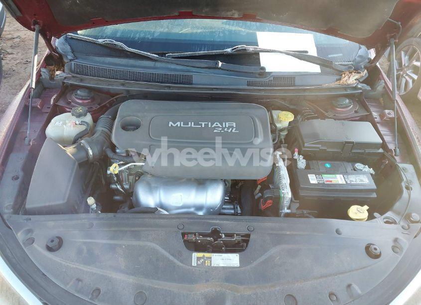 Photo 10 of 2015 Chrysler 200 LIMITED (VIN 1C3CCCAB1FN532993)