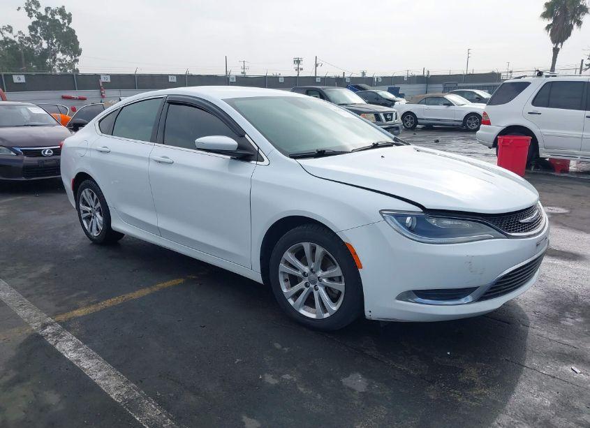 2015 Chrysler 200 LIMITED (VIN 1C3CCCAB1FN541404) main photo