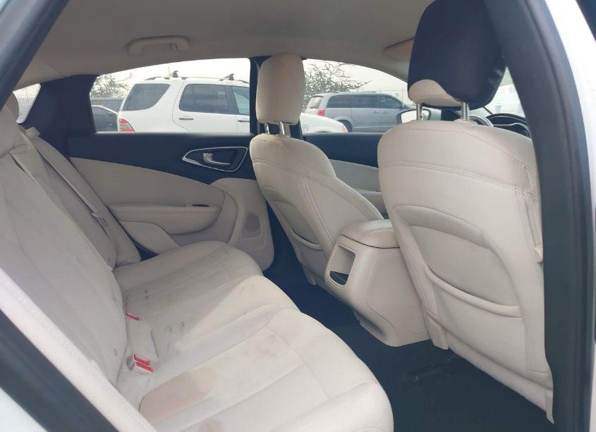 Photo 8 of 2015 Chrysler 200 LIMITED (VIN 1C3CCCAB1FN541404)