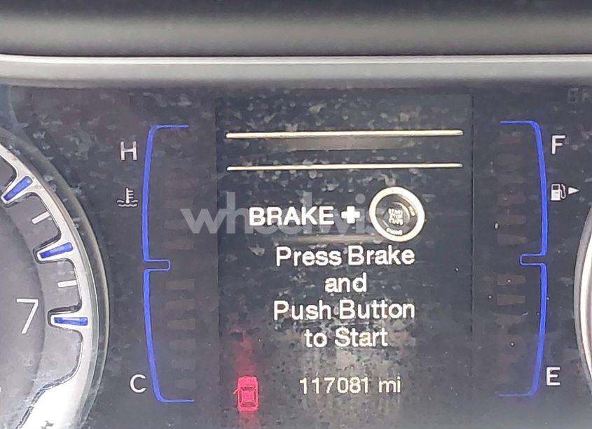 Photo 14 of 2015 Chrysler 200 LIMITED (VIN 1C3CCCAB1FN563712)