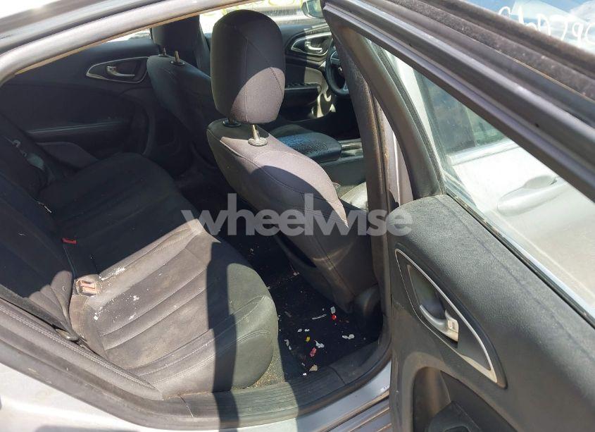 Photo 8 of 2015 Chrysler 200 LIMITED (VIN 1C3CCCAB1FN593471)