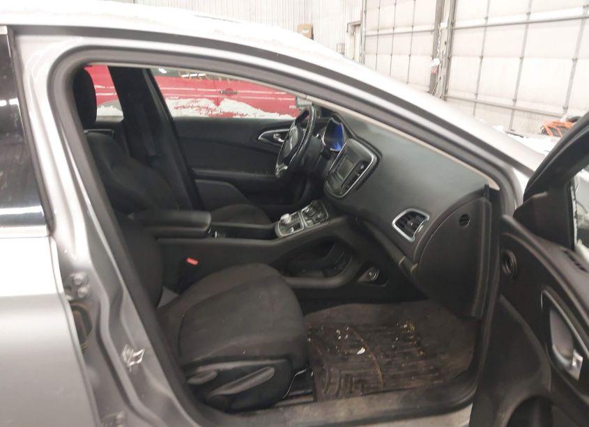 Photo 5 of 2015 Chrysler 200 LIMITED (VIN 1C3CCCAB1FN619101)