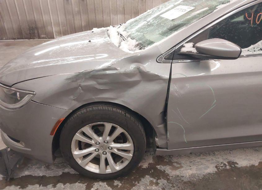 Photo 6 of 2015 Chrysler 200 LIMITED (VIN 1C3CCCAB1FN619101)