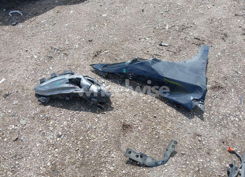 Photo 13 of 2015 Chrysler 200 LIMITED (VIN 1C3CCCAB1FN622466)