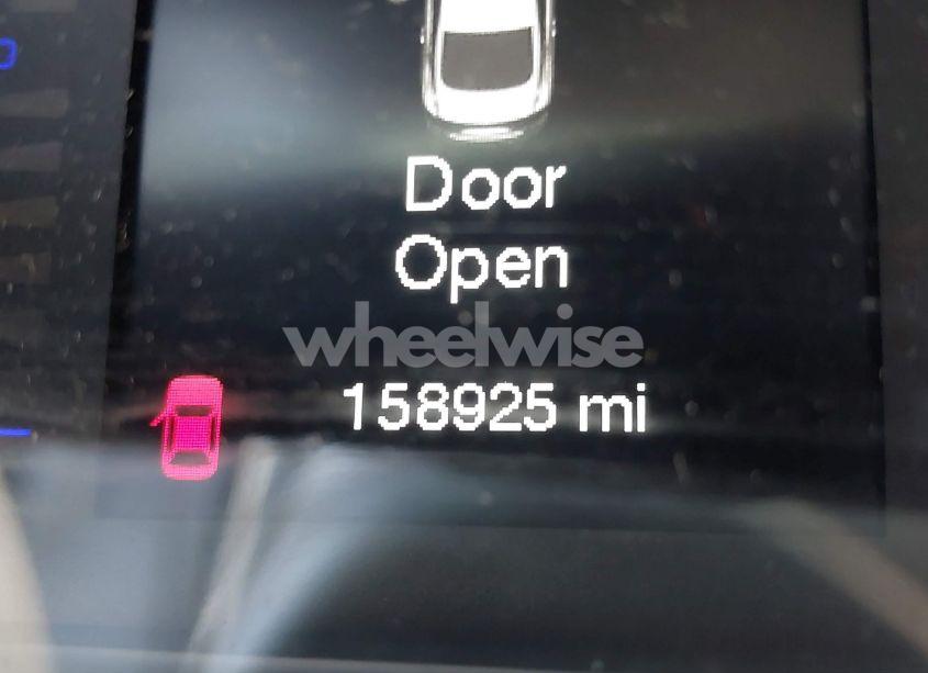 Photo 15 of 2015 Chrysler 200 LIMITED (VIN 1C3CCCAB1FN635363)