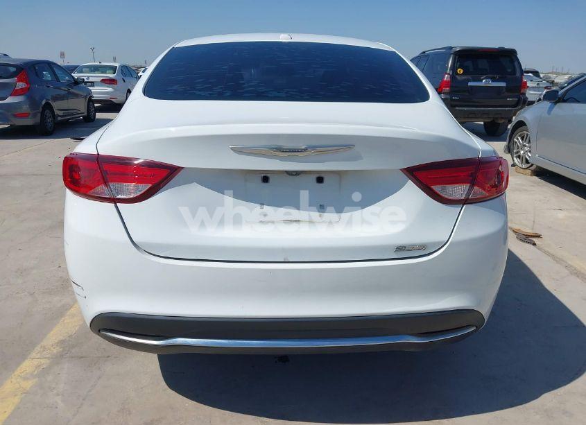 Photo 16 of 2015 Chrysler 200 LIMITED (VIN 1C3CCCAB1FN635363)