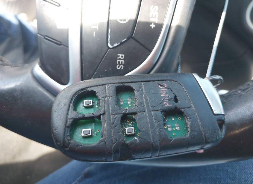 Photo 11 of 2015 Chrysler 200 LIMITED (VIN 1C3CCCAB1FN638442)