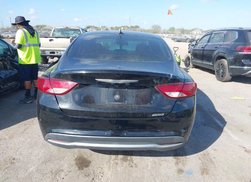 Photo 16 of 2015 Chrysler 200 LIMITED (VIN 1C3CCCAB1FN638442)