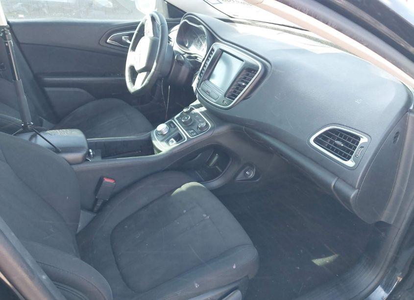 Photo 5 of 2015 Chrysler 200 LIMITED (VIN 1C3CCCAB1FN638442)