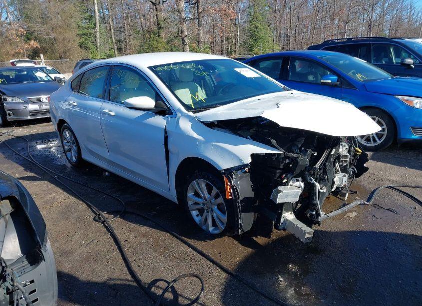 2015 Chrysler 200 LIMITED (VIN 1C3CCCAB1FN641745) main photo