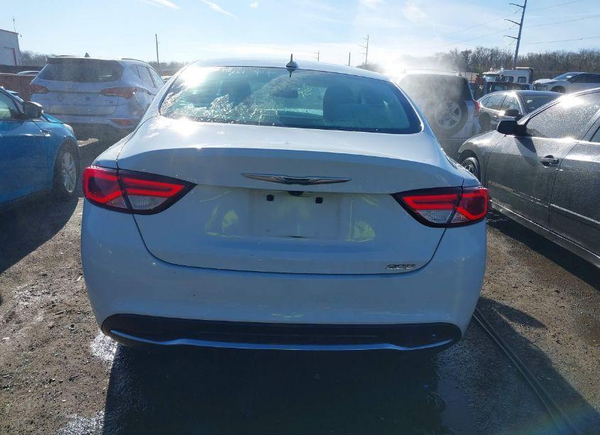 Photo 17 of 2015 Chrysler 200 LIMITED (VIN 1C3CCCAB1FN641745)