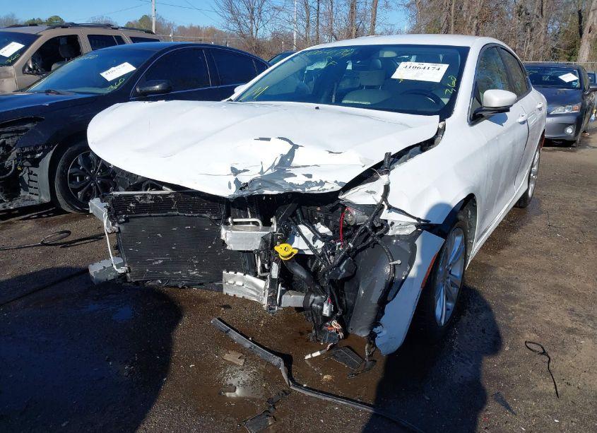 Photo 6 of 2015 Chrysler 200 LIMITED (VIN 1C3CCCAB1FN641745)