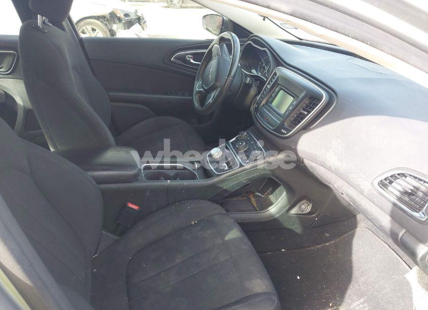 Photo 5 of 2015 Chrysler 200 LIMITED (VIN 1C3CCCAB1FN651398)