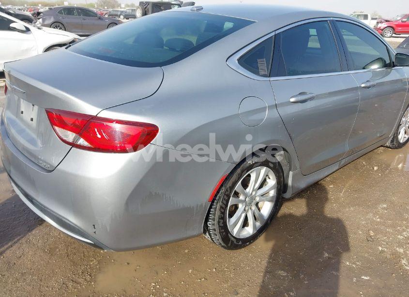 Photo 6 of 2015 Chrysler 200 LIMITED (VIN 1C3CCCAB1FN651398)