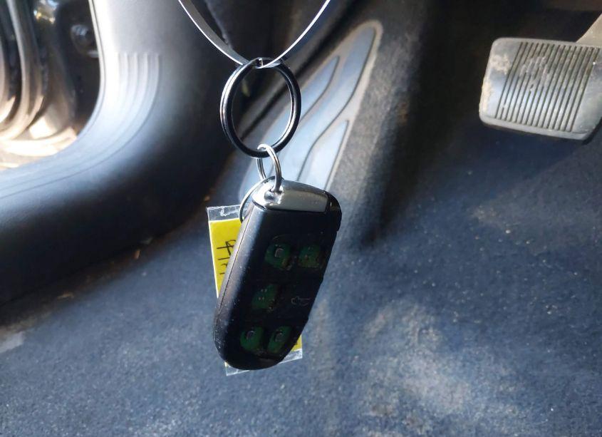 Photo 11 of 2015 Chrysler 200 LIMITED (VIN 1C3CCCAB1FN653989)