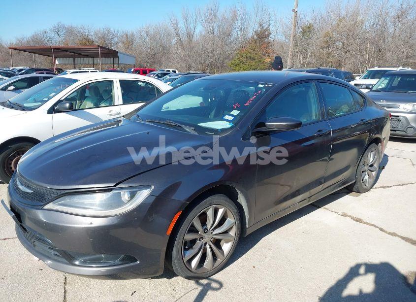 Photo 2 of 2015 Chrysler 200 LIMITED (VIN 1C3CCCAB1FN657041)