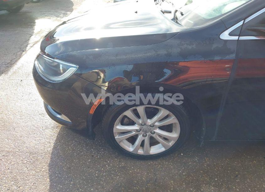 Photo 6 of 2015 Chrysler 200 LIMITED (VIN 1C3CCCAB1FN657041)