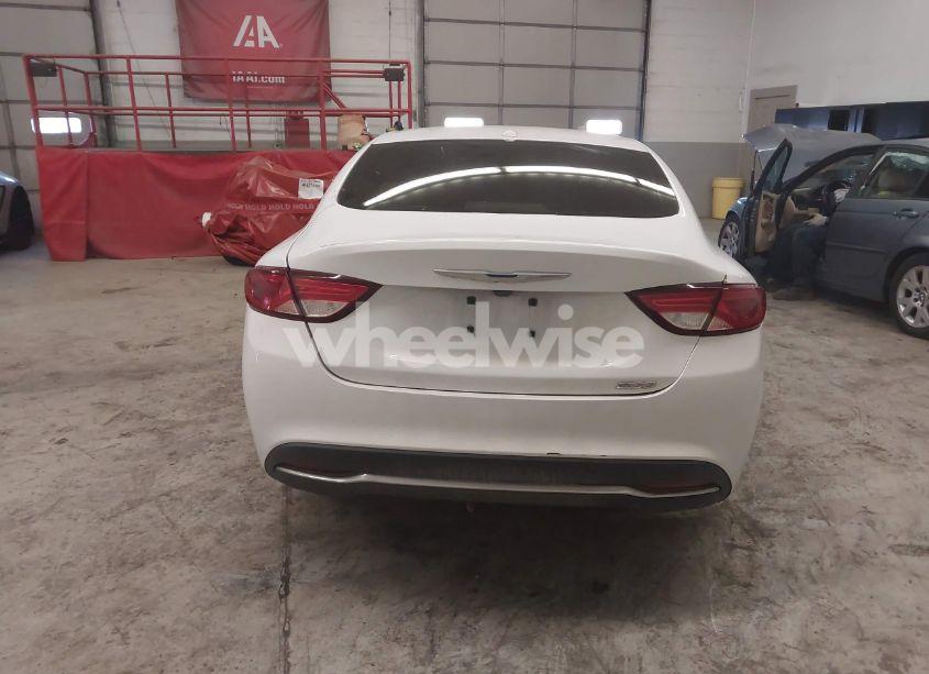 Photo 17 of 2015 Chrysler 200 LIMITED (VIN 1C3CCCAB1FN676902)