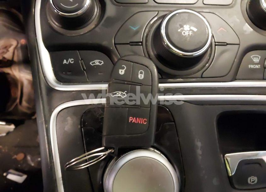 Photo 11 of 2015 Chrysler 200 LIMITED (VIN 1C3CCCAB1FN679279)