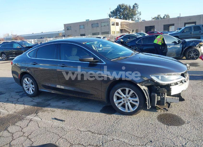 Photo 14 of 2015 Chrysler 200 LIMITED (VIN 1C3CCCAB1FN685633)