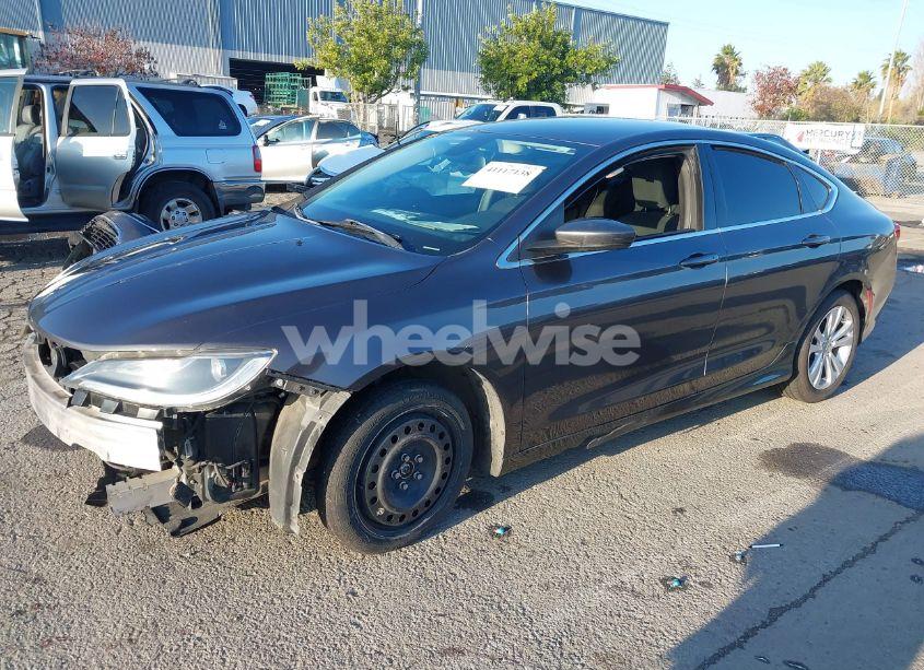 Photo 2 of 2015 Chrysler 200 LIMITED (VIN 1C3CCCAB1FN685633)