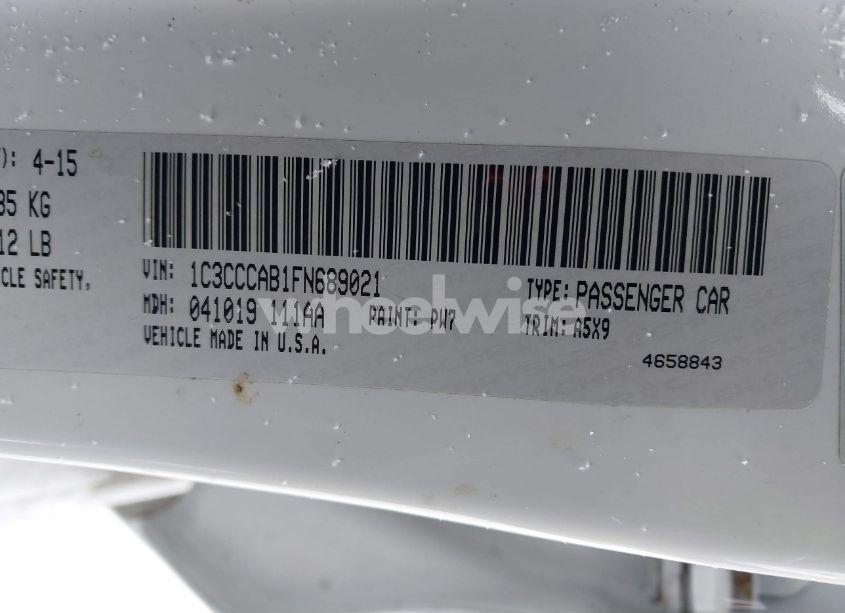 Photo 9 of 2015 Chrysler 200 LIMITED (VIN 1C3CCCAB1FN689021)