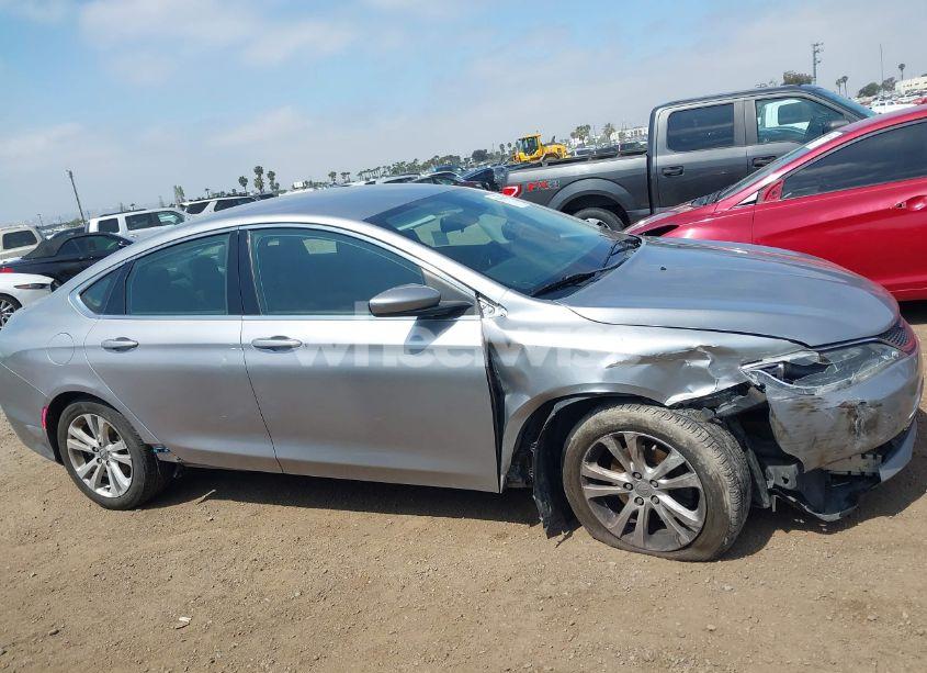 Photo 13 of 2015 Chrysler 200 LIMITED (VIN 1C3CCCAB1FN701975)