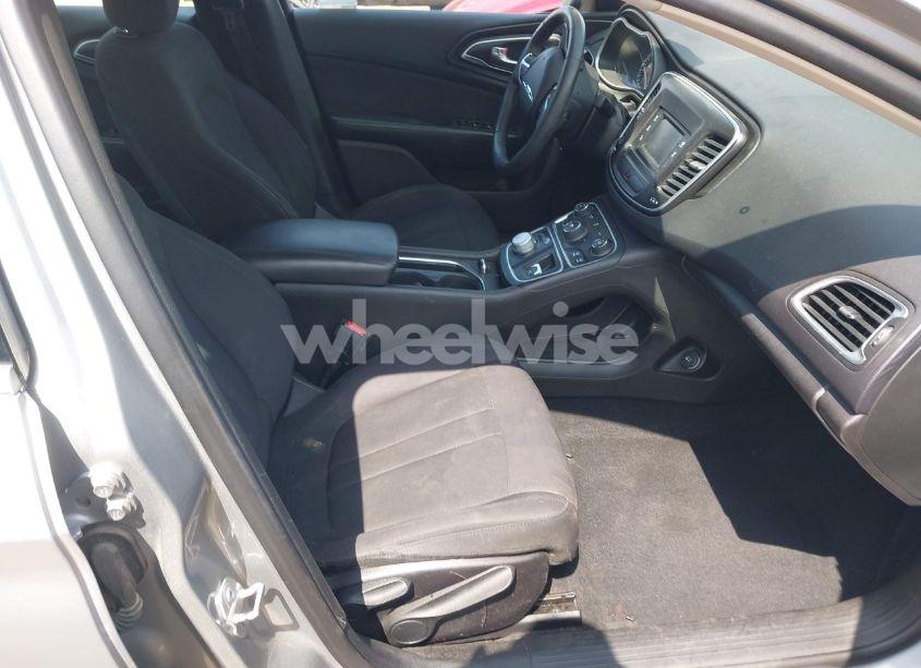 Photo 5 of 2015 Chrysler 200 LIMITED (VIN 1C3CCCAB1FN701975)