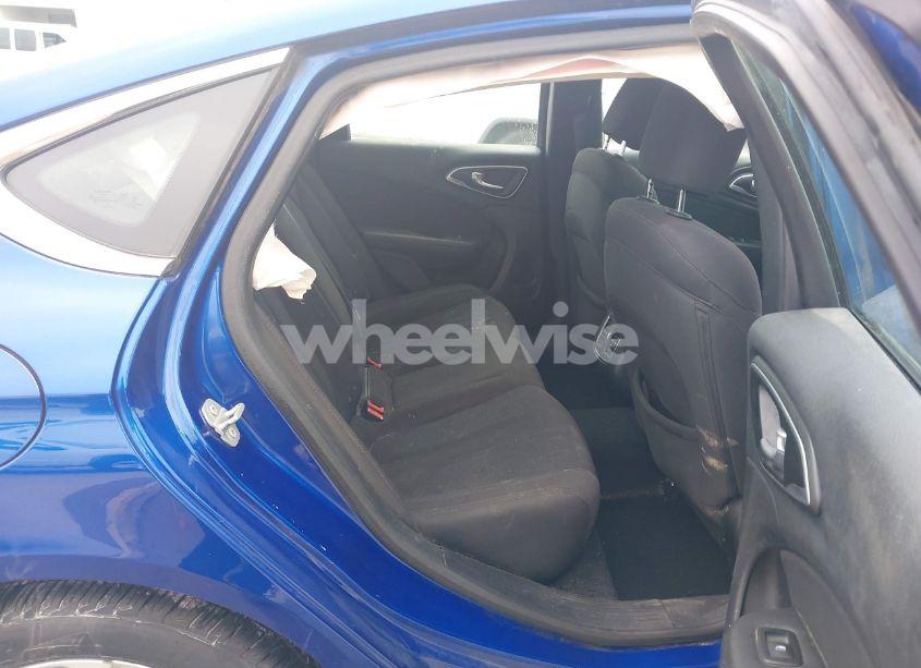 Photo 8 of 2015 Chrysler 200 LIMITED (VIN 1C3CCCAB1FN710093)