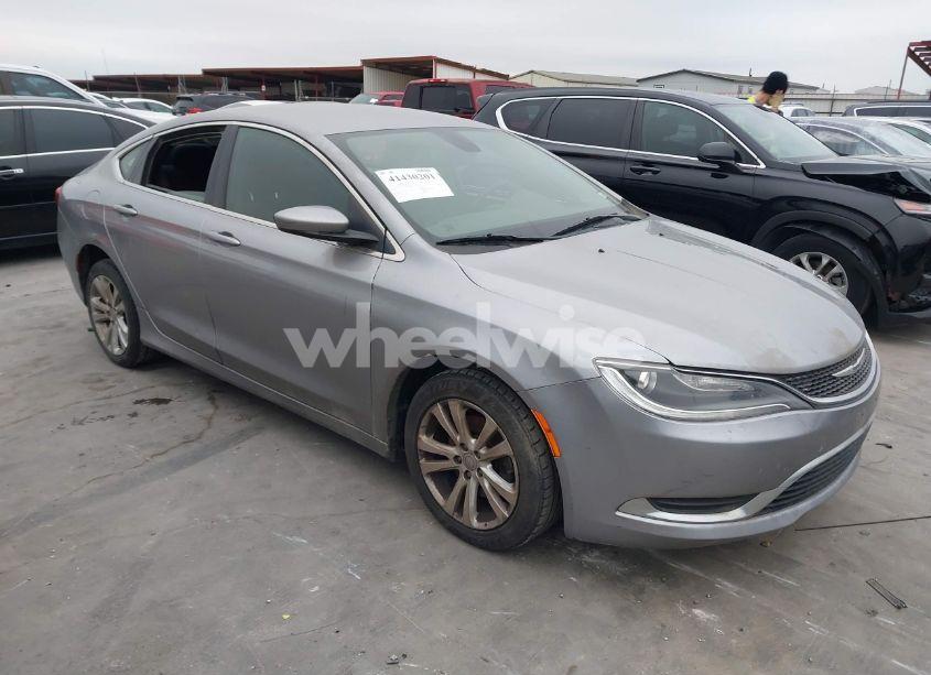 2015 Chrysler 200 LIMITED (VIN 1C3CCCAB1FN724205) main photo