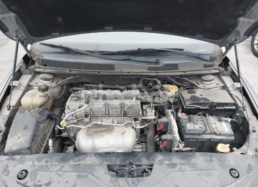 Photo 10 of 2015 Chrysler 200 LIMITED (VIN 1C3CCCAB1FN724205)