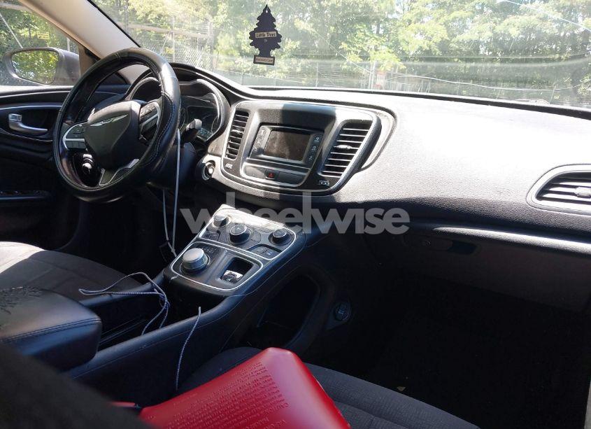 Photo 5 of 2015 Chrysler 200 LIMITED (VIN 1C3CCCAB1FN724656)