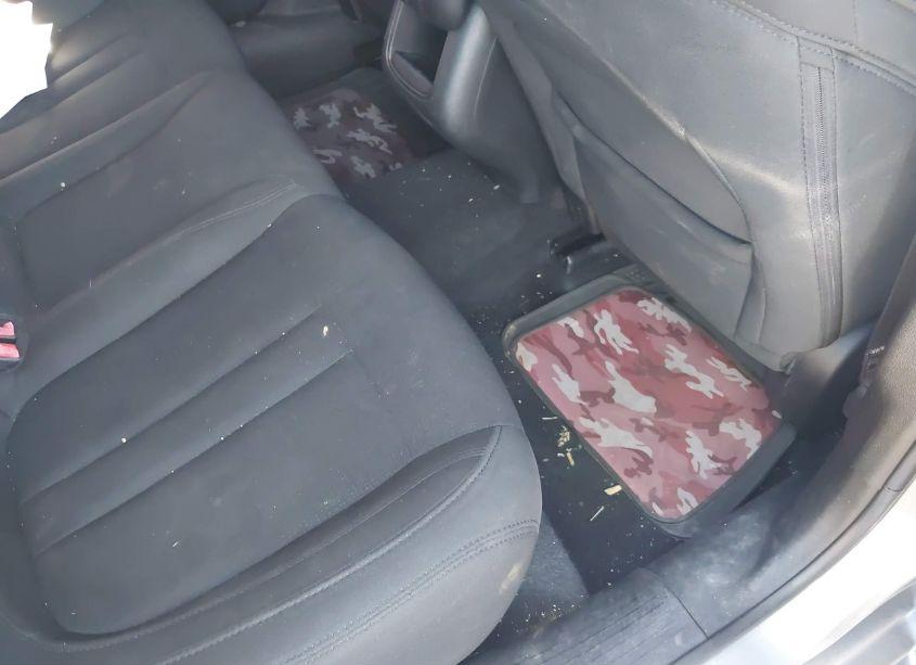 Photo 8 of 2015 Chrysler 200 LIMITED (VIN 1C3CCCAB1FN741425)