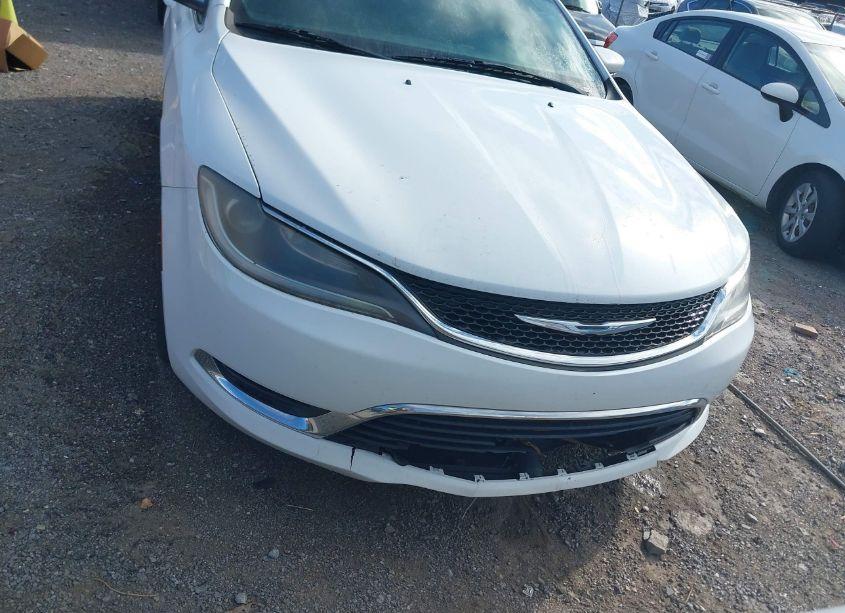 Photo 12 of 2015 Chrysler 200 LIMITED (VIN 1C3CCCAB1FN743658)