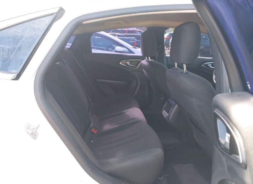 Photo 8 of 2015 Chrysler 200 LIMITED (VIN 1C3CCCAB1FN743658)