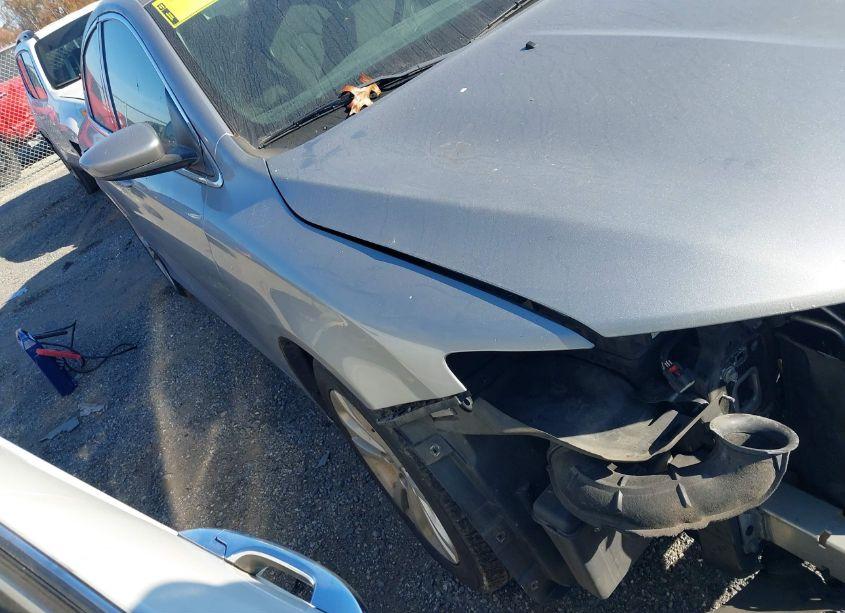 2015 Chrysler 200 LIMITED (VIN 1C3CCCAB1FN745815) main photo