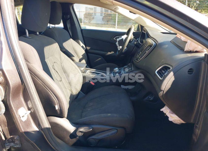 Photo 5 of 2015 Chrysler 200 LIMITED (VIN 1C3CCCAB1FN752621)