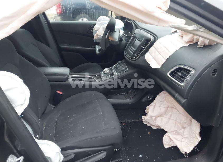 Photo 5 of 2015 Chrysler 200 LIMITED (VIN 1C3CCCAB1FN753459)