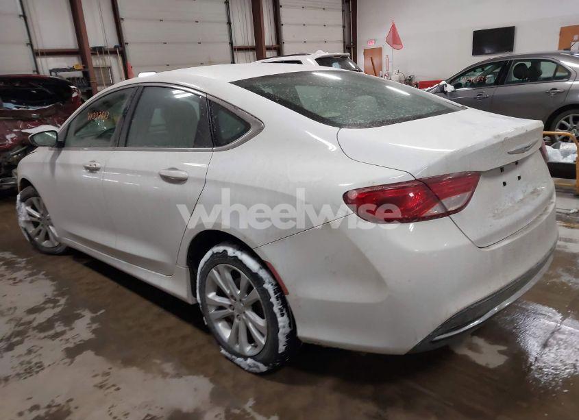 Photo 3 of 2016 Chrysler 200 LIMITED (VIN 1C3CCCAB1GN112538)