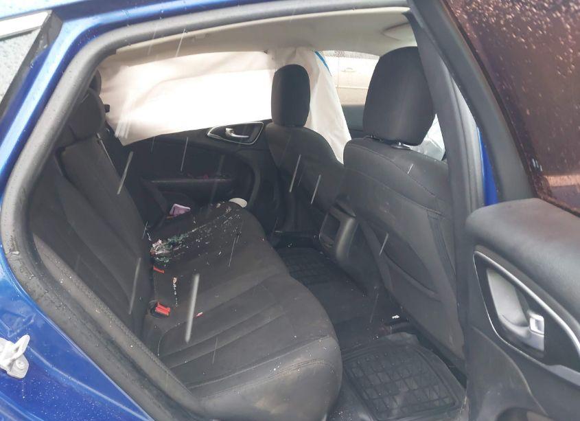 Photo 8 of 2016 Chrysler 200 LIMITED (VIN 1C3CCCAB1GN117741)