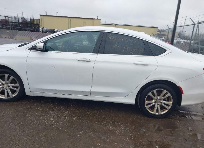 Photo 14 of 2016 Chrysler 200 LIMITED (VIN 1C3CCCAB1GN123247)