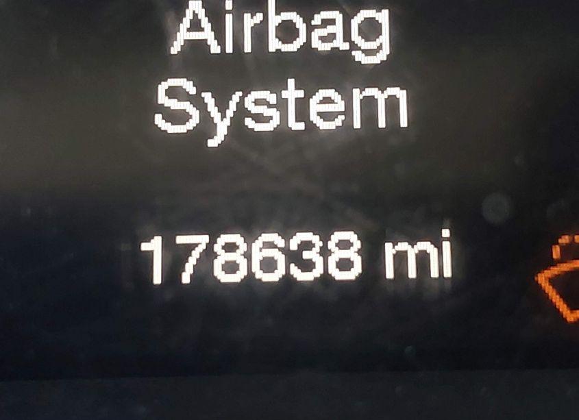 Photo 12 of 2016 Chrysler 200 LIMITED (VIN 1C3CCCAB1GN131218)